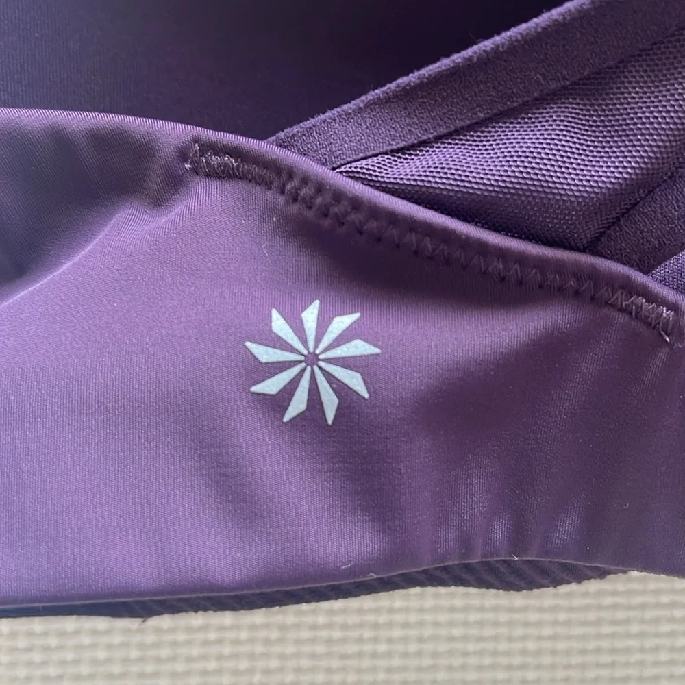 Athleta Advance Bra Size 32C Agate Purple High Impact Sports Bra Running Gym EUC